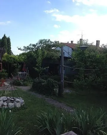 Grill Garten Vendégház Gasthof